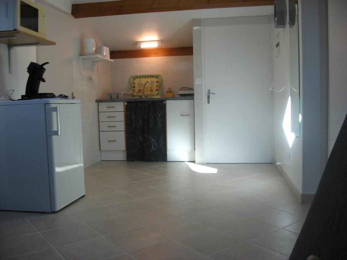 T 2 Avec Velux Sous Les Combes De 34 M2 Apartamento La Londe-les-Maures Exterior foto