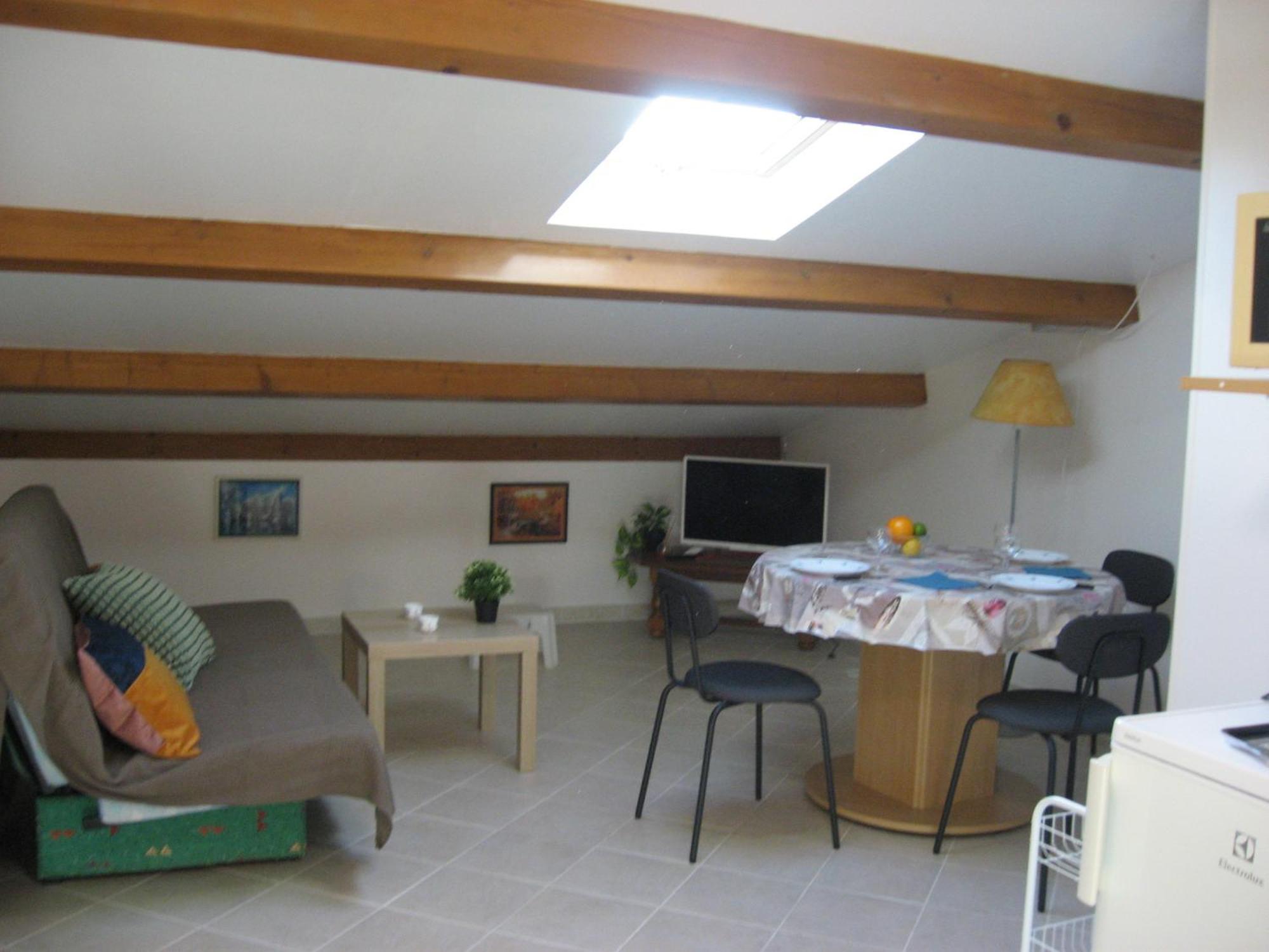 T 2 Avec Velux Sous Les Combes De 34 M2 Apartamento La Londe-les-Maures Exterior foto